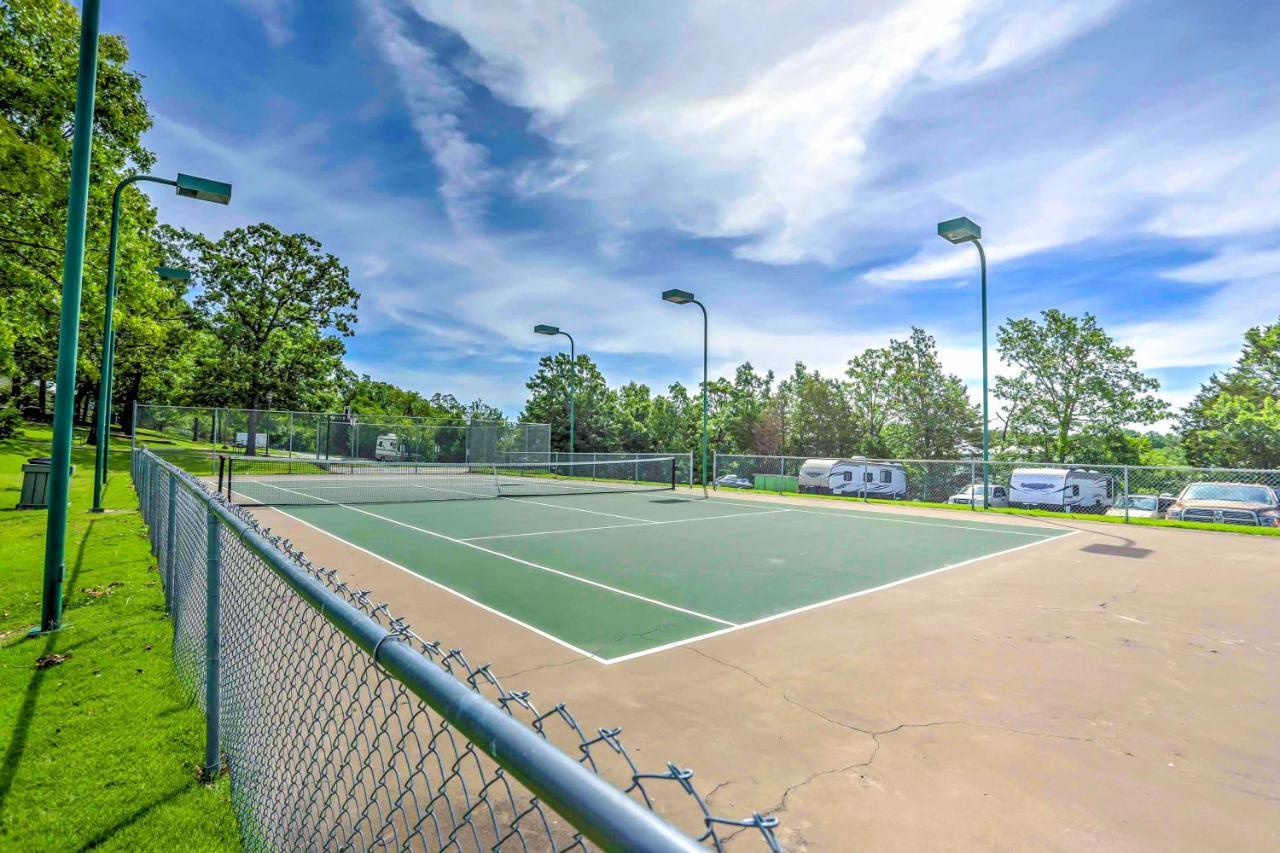 Branson Resort Condo With Scenic Patio And Pool Access Exteriör bild