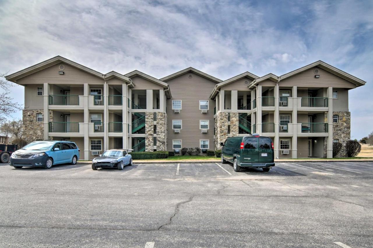 Branson Resort Condo With Scenic Patio And Pool Access Exteriör bild
