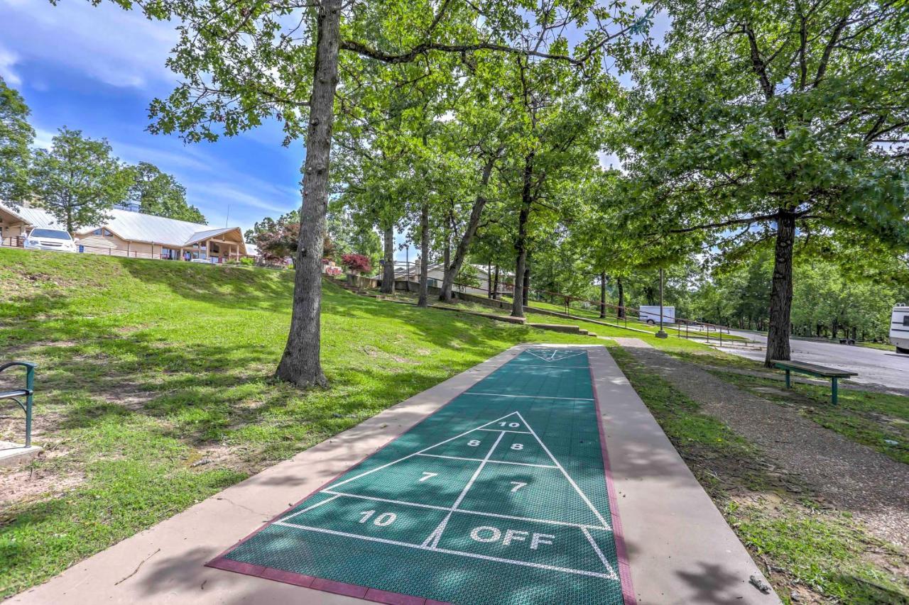 Branson Resort Condo With Scenic Patio And Pool Access Exteriör bild