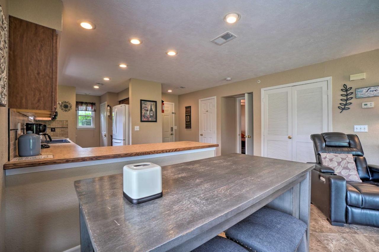 Branson Resort Condo With Scenic Patio And Pool Access Exteriör bild