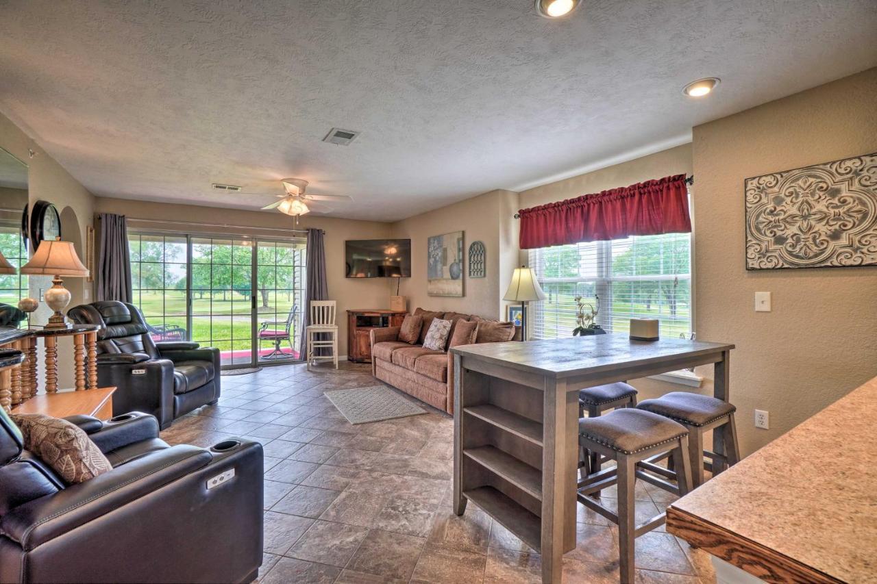 Branson Resort Condo With Scenic Patio And Pool Access Exteriör bild